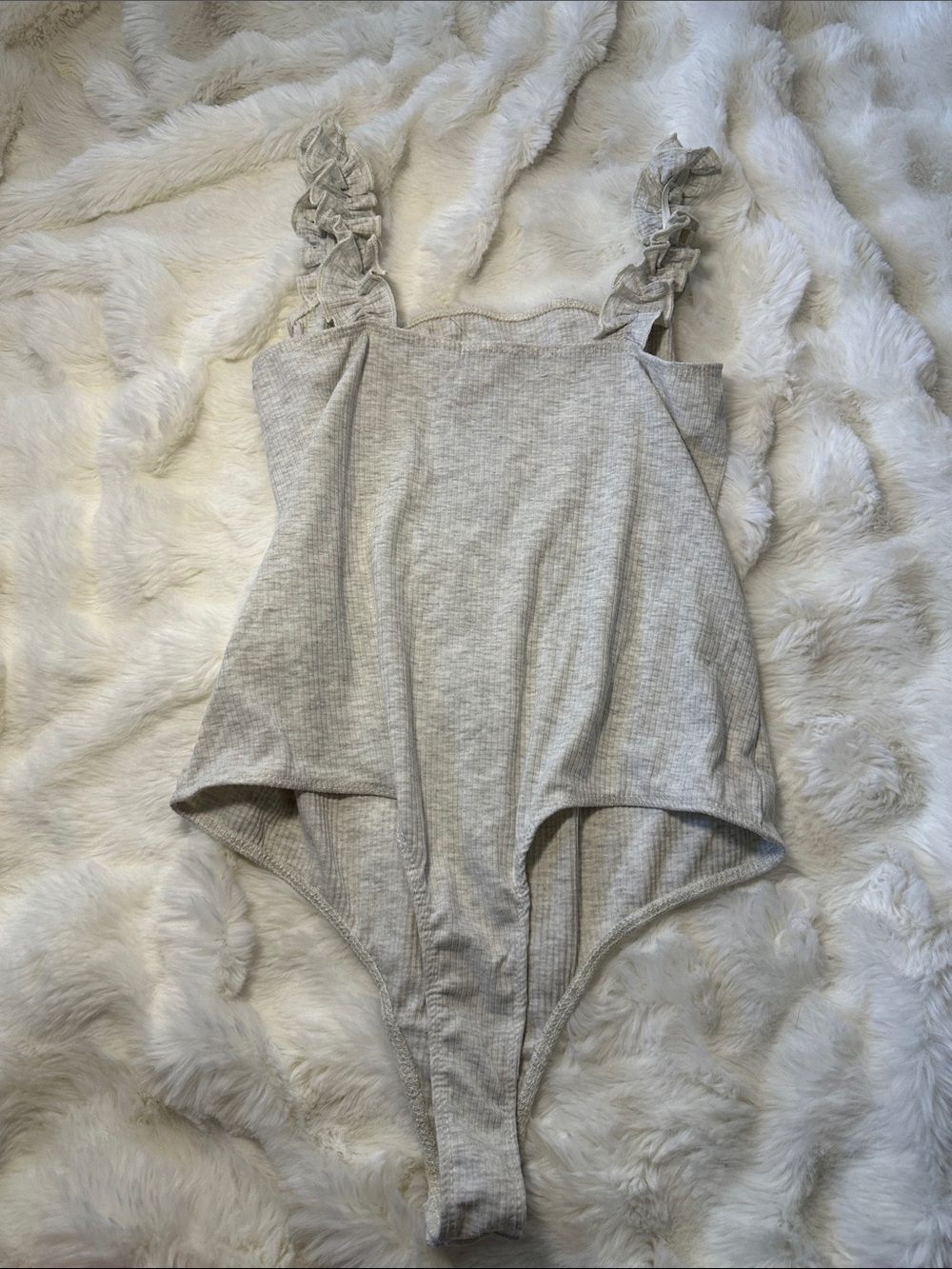 Ruffled ribbed bodysuit - Picture 2 of 3